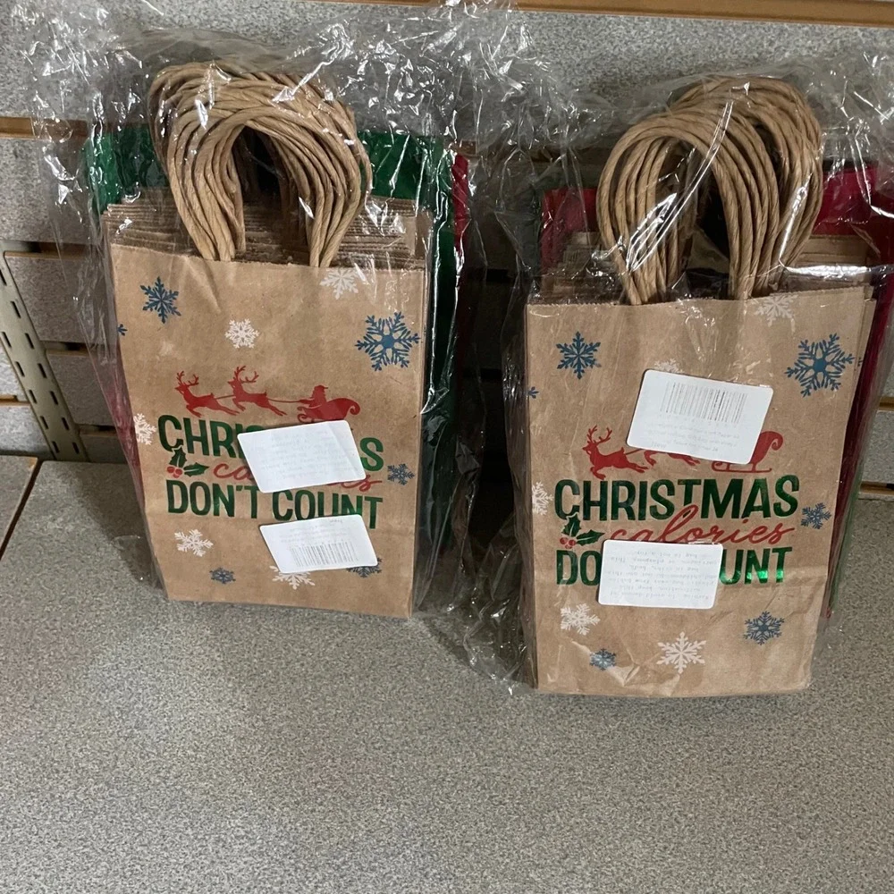 40 piece set Christmas Gift Bags Kraft Paper Holiday Party Favor Treat Bags